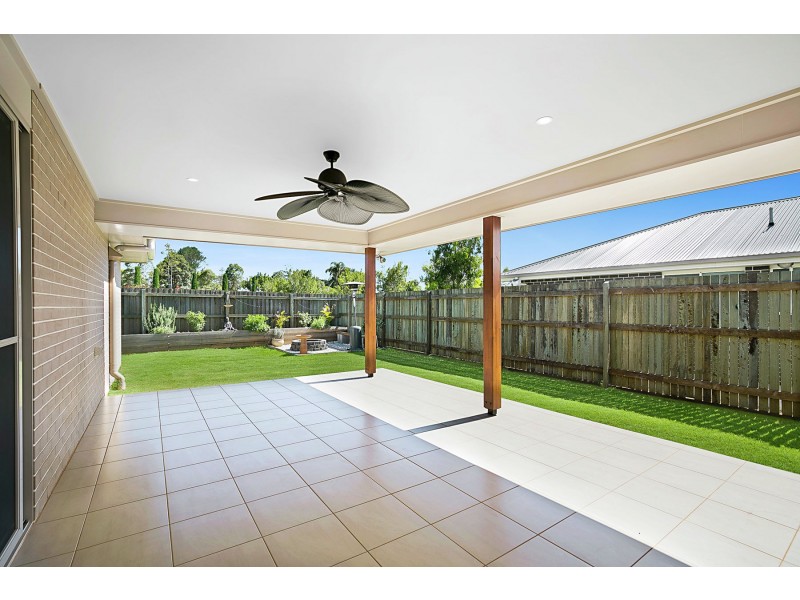 63 Entabeni Drive, Kearneys Spring QLD 4350