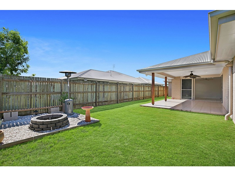63 Entabeni Drive, Kearneys Spring QLD 4350
