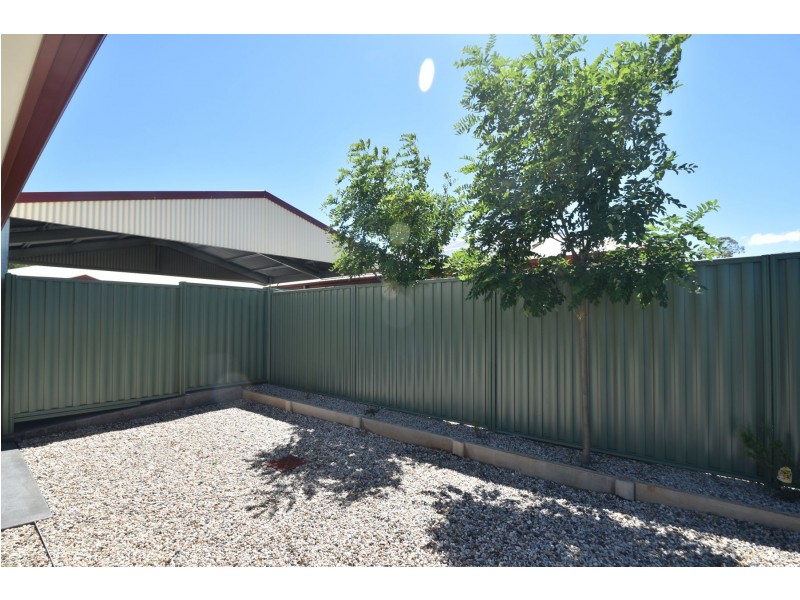 9/8 Link Street, North Toowoomba QLD 4350