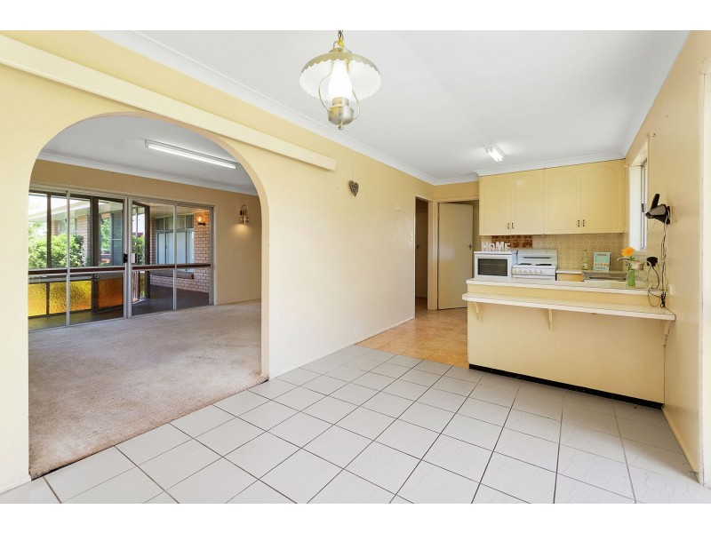 35 Paradise Street, Harristown QLD 4350