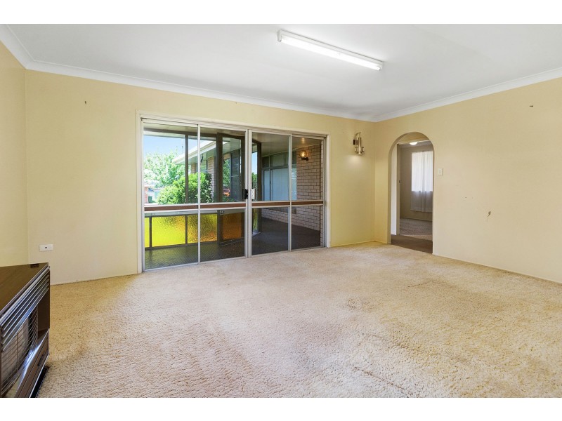 35 Paradise Street, Harristown QLD 4350