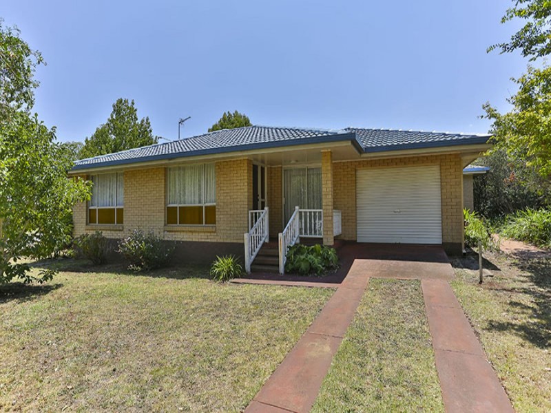 5 Bagot  Street, Centenary Heights QLD 4350