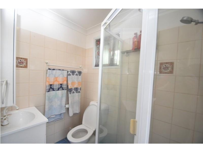 53B Jellicoe St, Mount Lofty QLD 4350