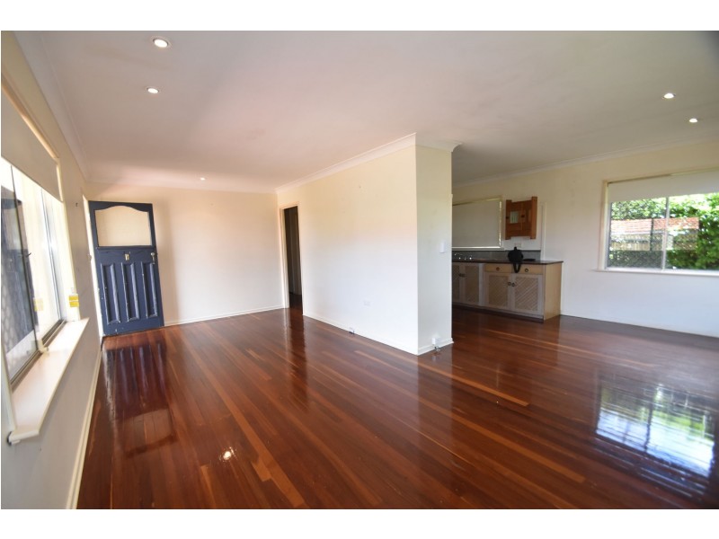 9 Drummond Street, Rangeville QLD 4350