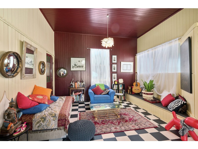 123 Mocatta Street, Goombungee QLD 4354