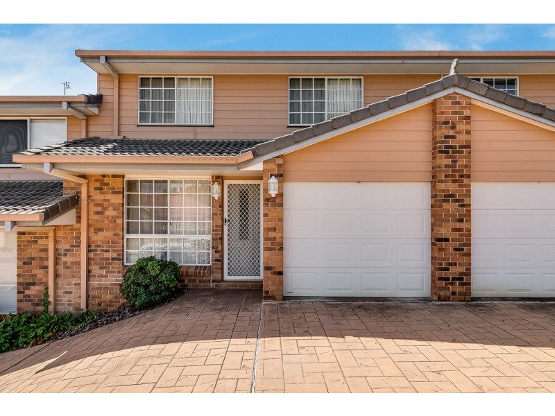 2/2-6 Roser Close, Kearneys Spring QLD 4350