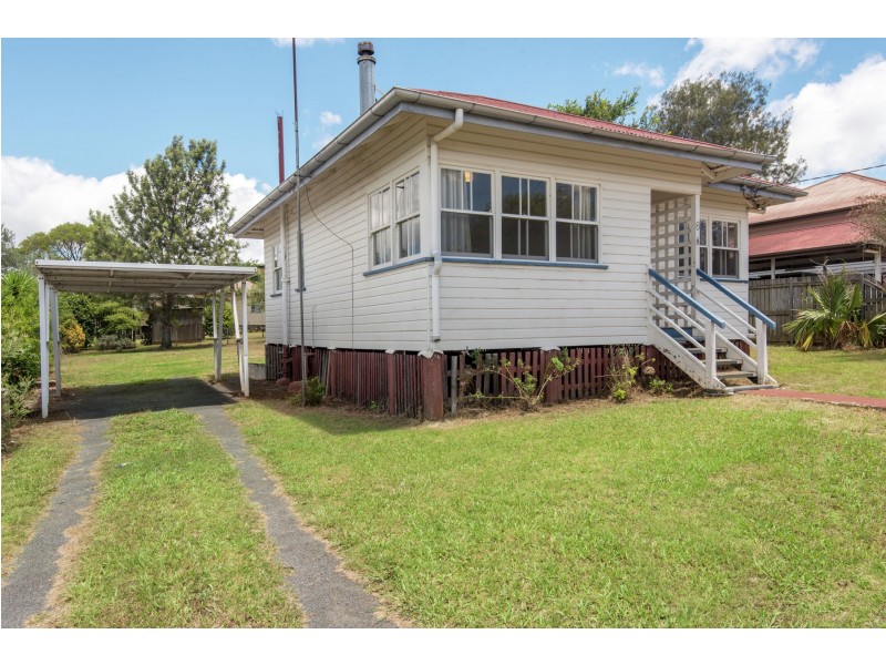 8 Sheehan Street, South Toowoomba QLD 4350