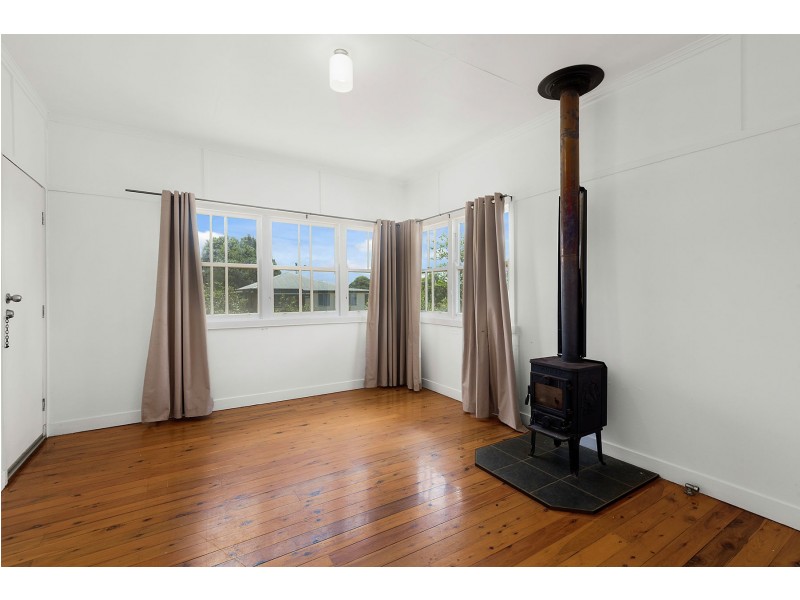 8 Sheehan Street, South Toowoomba QLD 4350