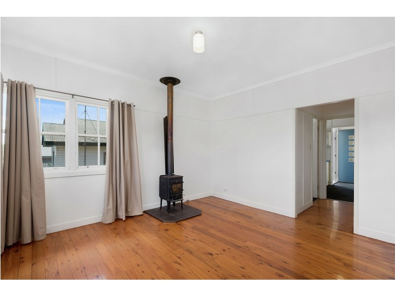 8 Sheehan Street, South Toowoomba QLD 4350