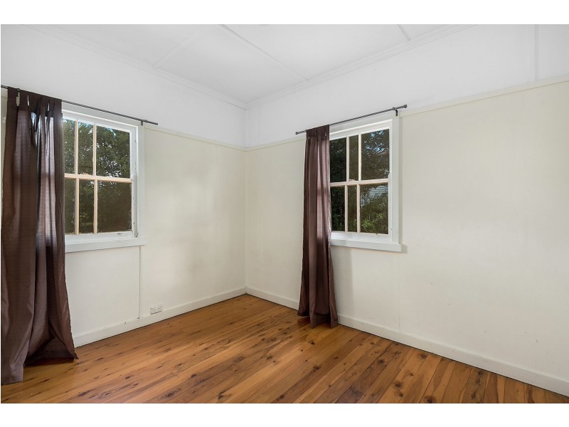 8 Sheehan Street, South Toowoomba QLD 4350