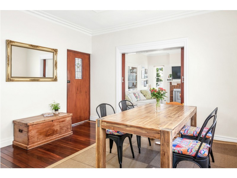 12 Burke Street, Rangeville QLD 4350