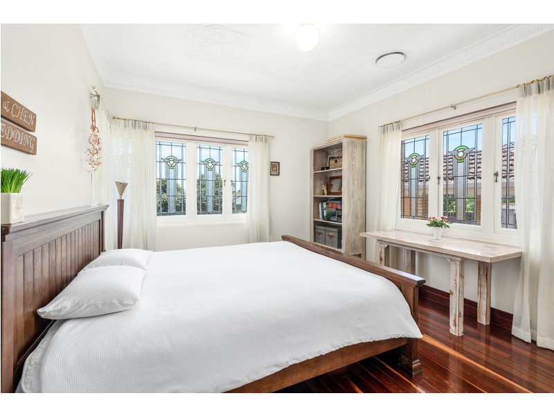 12 Burke Street, Rangeville QLD 4350