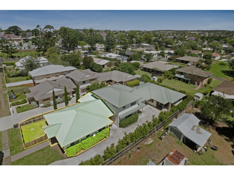 1/74 Ipswich Street, East Toowoomba QLD 4350