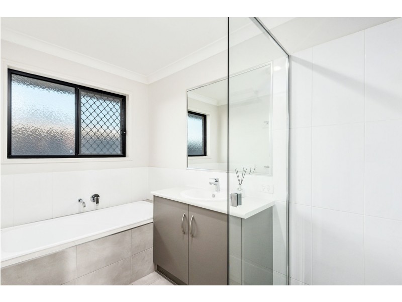 82 Shoesmith Road, Westbrook QLD 4350