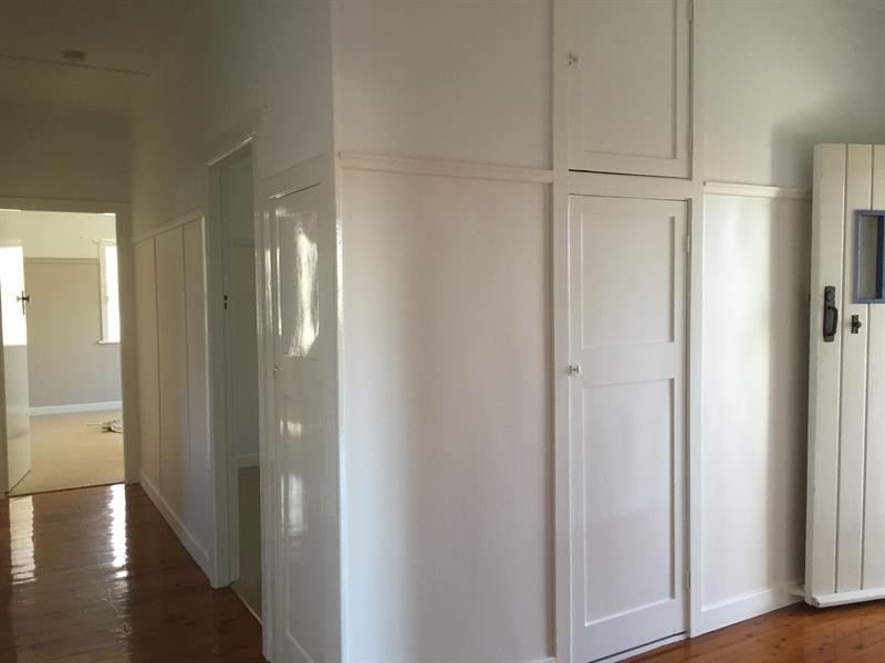 14 Second Ave, Harristown QLD 4350