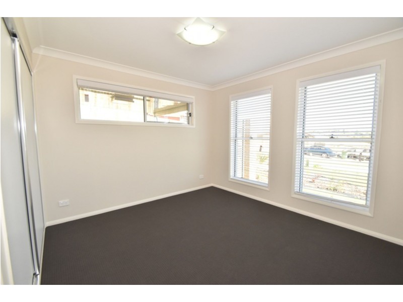 1/9 Cardamon Crescent, Glenvale QLD 4350