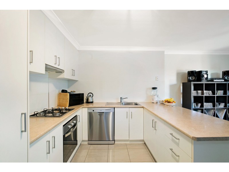 2/74 Ipswich Street, East Toowoomba QLD 4350