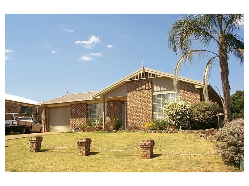 14 Candlebark Court, Glenvale QLD 4350
