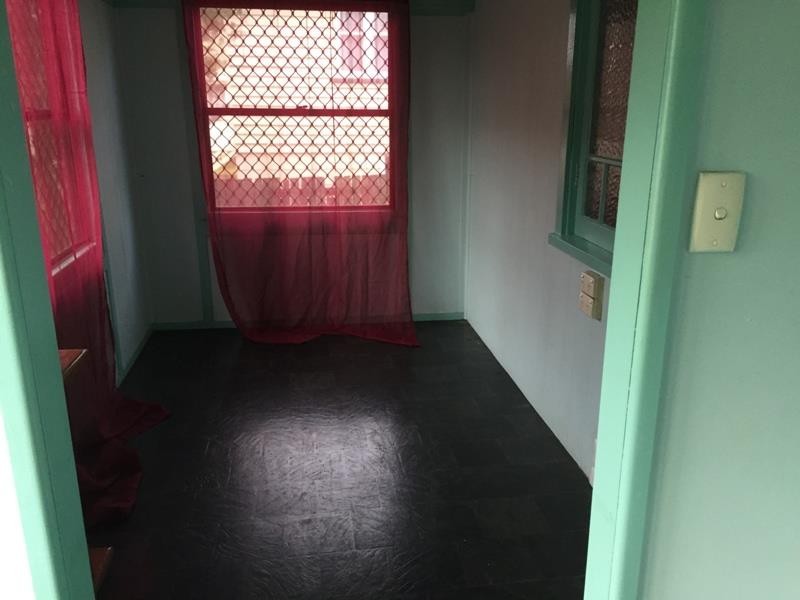 220 Bridge St, Newtown QLD 4350