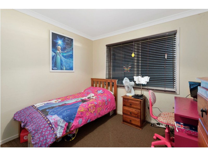 33 Hinkler Crescent, Wilsonton QLD 4350