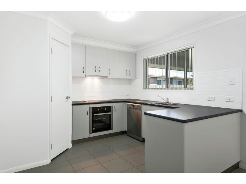 75 Entabeni Drive, Kearneys Spring QLD 4350