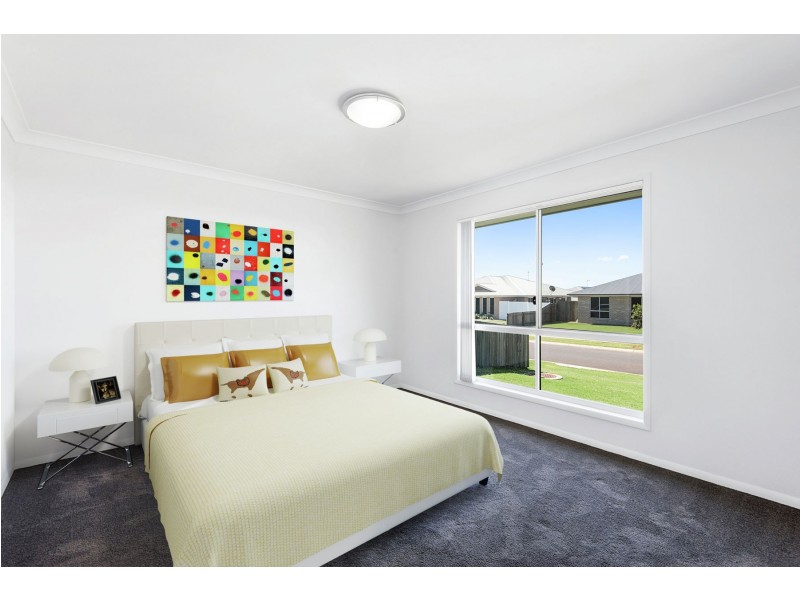 75 Entabeni Drive, Kearneys Spring QLD 4350