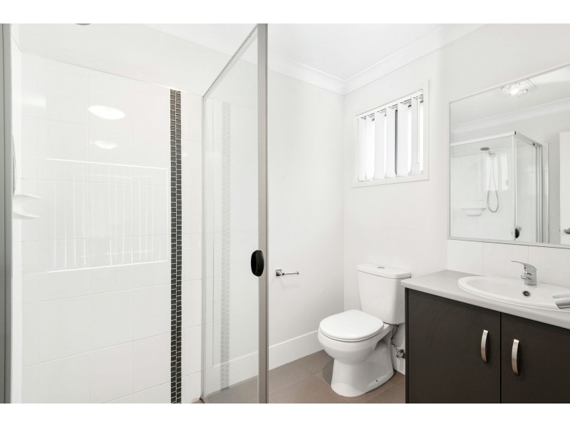 75 Entabeni Drive, Kearneys Spring QLD 4350