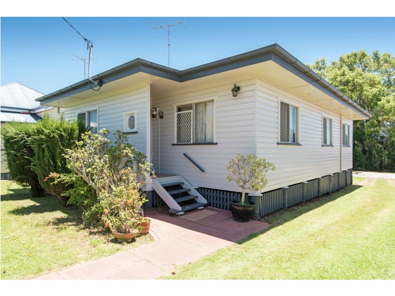 21 Dalmeny Street, Wilsonton QLD 4350