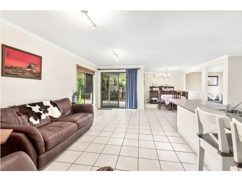 24 Tennyson Court, Westbrook QLD 4350