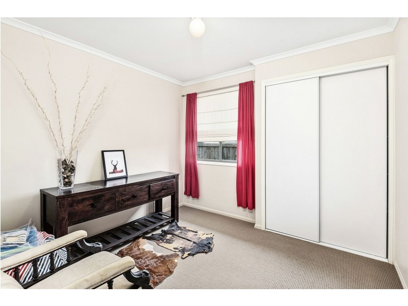 24 Tennyson Court, Westbrook QLD 4350