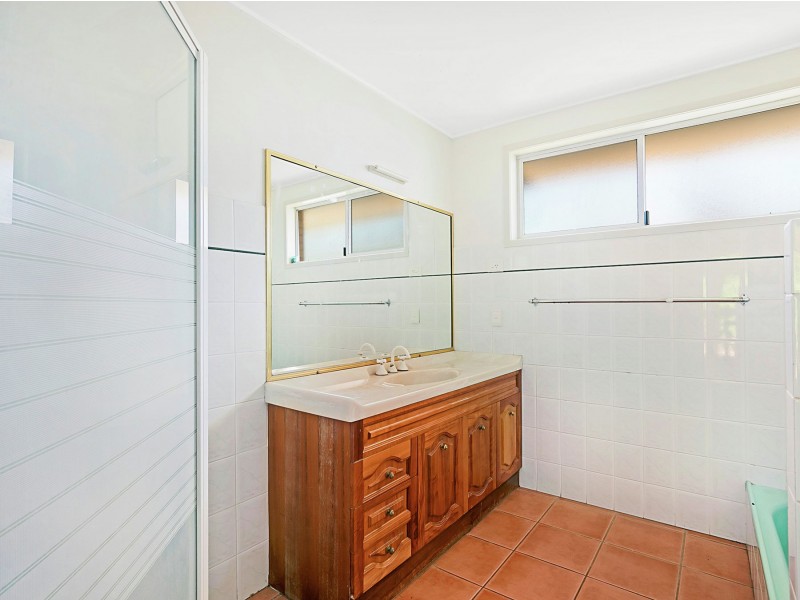 20 Maker Street, Rangeville QLD 4350