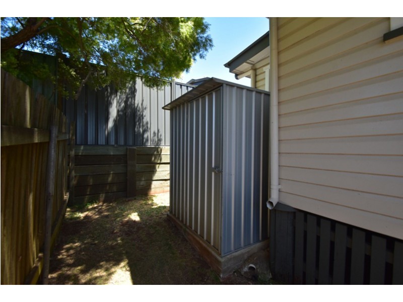 17 Searle Street, South Toowoomba QLD 4350