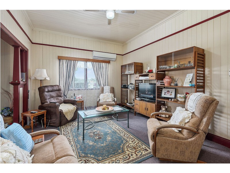 49 King Street, Kingsthorpe QLD 4400