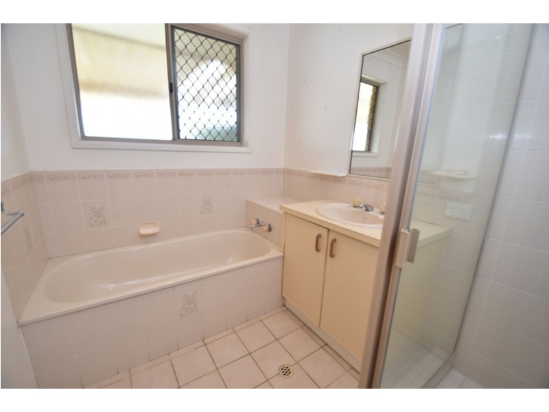 2 Jamieson Court, Darling Heights QLD 4350