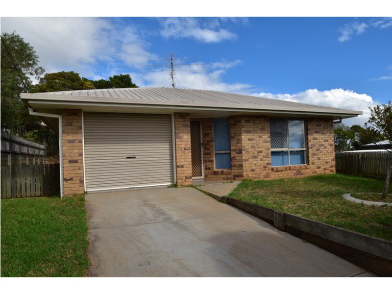 2 Jamieson Court, Darling Heights QLD 4350