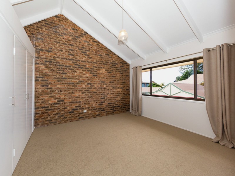 7/367-369 Margaret Street, Newtown QLD 4350