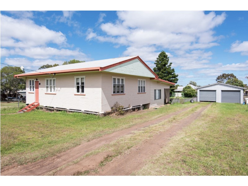 21 Daher Street, Goombungee QLD 4354