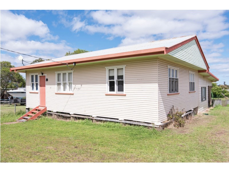 21 Daher Street, Goombungee QLD 4354