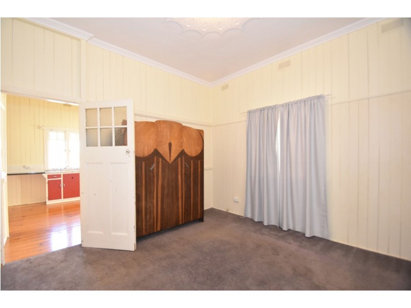 205 Ruthven Street, North Toowoomba QLD 4350