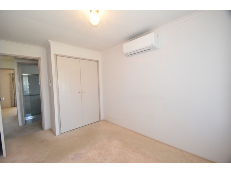 31 Riethmuller Street, Kearneys Spring QLD 4350