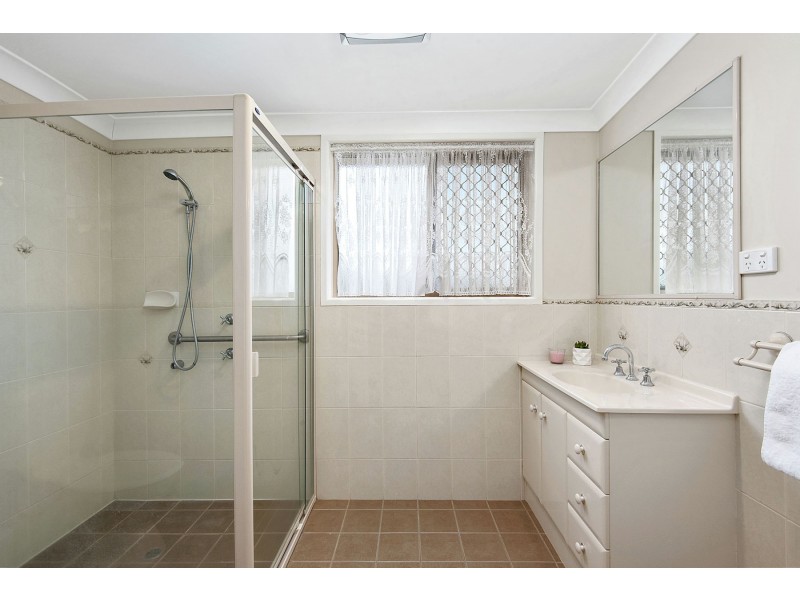 13 McIvor Street, Kearneys Spring QLD 4350