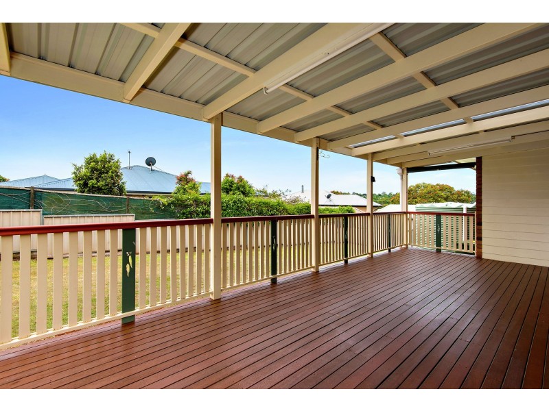 13 McIvor Street, Kearneys Spring QLD 4350