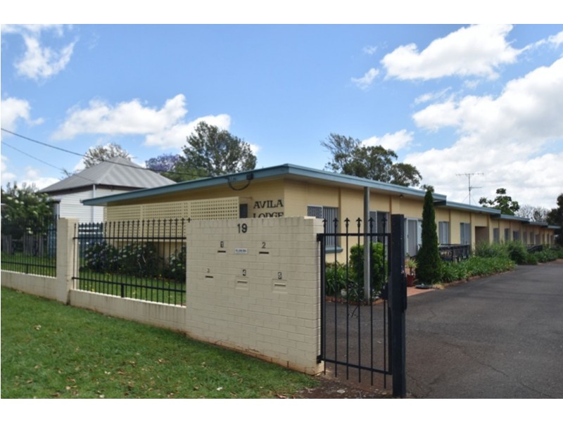 4/19 Ascot Street, Newtown QLD 4350