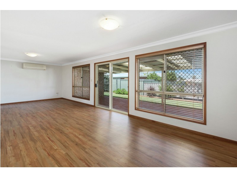 32 Macrossan Street, Cranley QLD 4350