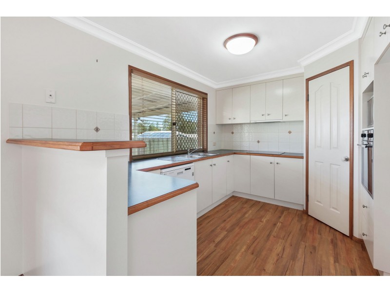 32 Macrossan Street, Cranley QLD 4350