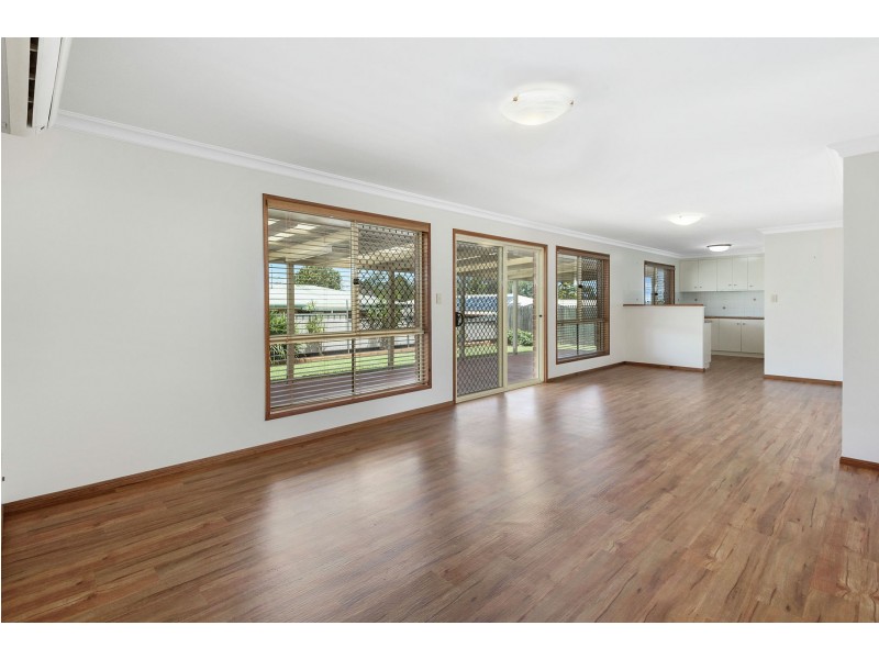 32 Macrossan Street, Cranley QLD 4350