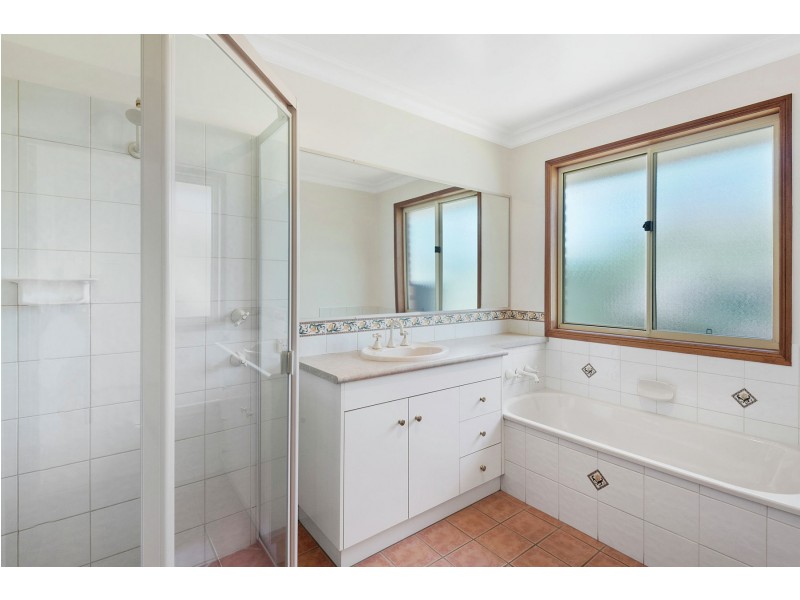 32 Macrossan Street, Cranley QLD 4350