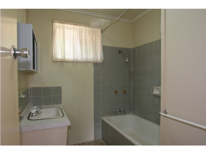 3/1a Atkinson Street, South Toowoomba QLD 4350