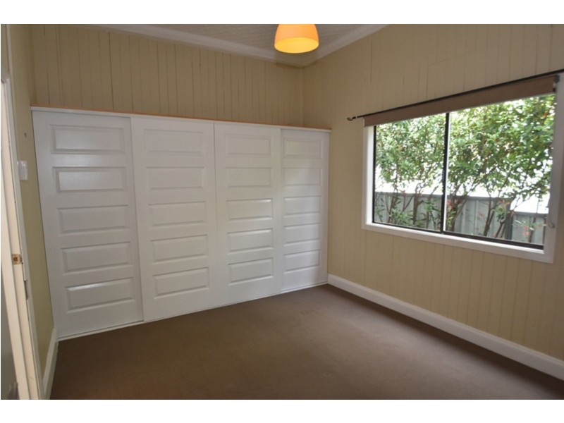 5 Seaton Street, South Toowoomba QLD 4350