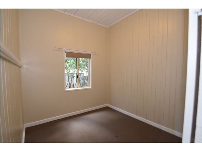 5 Seaton Street, South Toowoomba QLD 4350